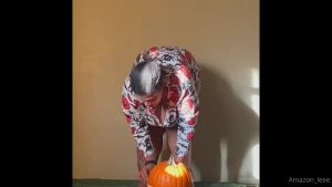 Pumpkin didn t stand a chance thigh crushing clip