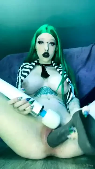 New dildo made me cum fast 