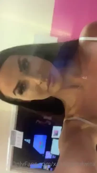 I m live on babestation my naughty lot 