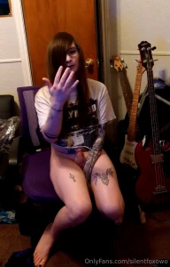 Some videos of playing with myself maybe so we can do it at the same part 7