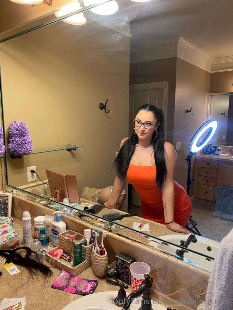 Your wife is probably boring spend your time with me instead 