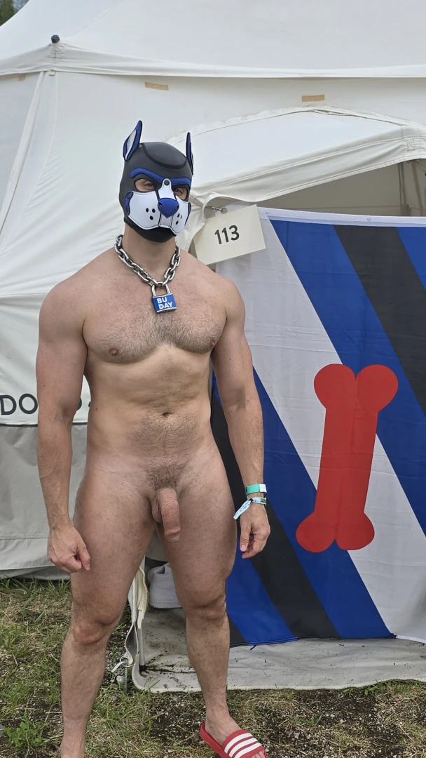 Just made it to whole festival and already in my party outfit 