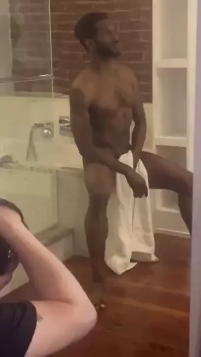 Behind the scenes of my photoshoot in nashville pics coming soon 