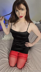 Dm me a if you want to see what i m hiding under this little black