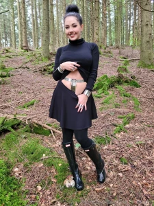 Im wald beim pilze sammeln im keuschheitsg rtel in the forest while part 3