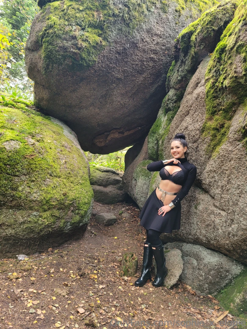 Im wald beim pilze sammeln im keuschheitsg rtel in the forest while part 6 