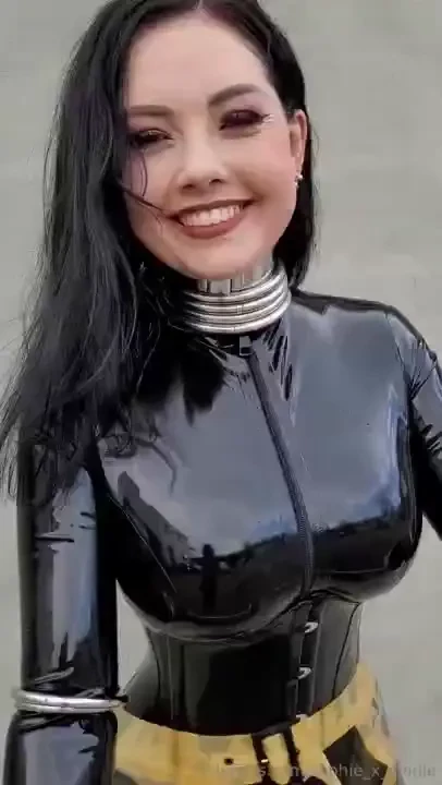 Enjoy my latex in the heat of summer ich genie e mein latex in der 