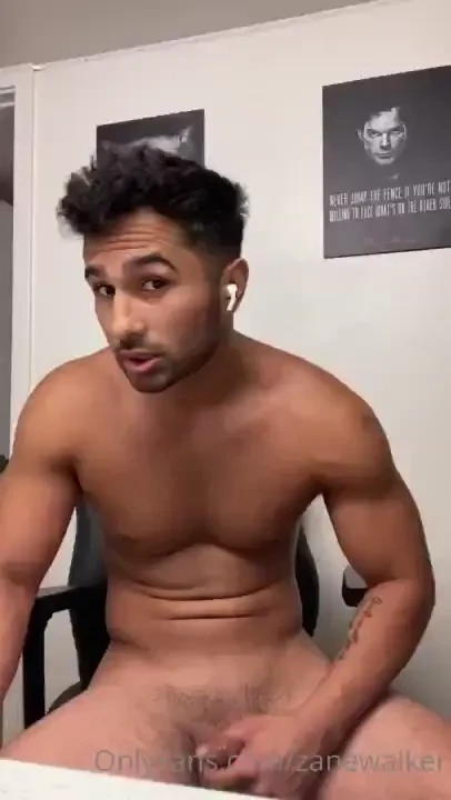 Free solo for my cum slut subscribers wow the cumshot at the end was 