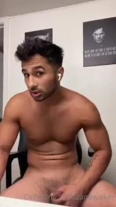 Free solo for my cum slut subscribers wow the cumshot at the end was
