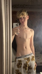 Need someone to come pull these down with your teeth tho