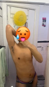 Didn t reapply deodorant after showering after coming home from work part 3