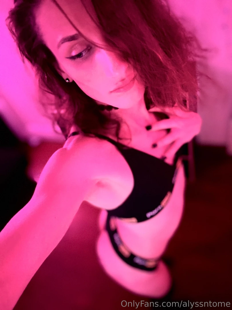 Sorry that it s been awhile this amateur shoot was something i had put part 4 