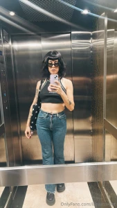 This elevator only goes one way to where i drain you dry