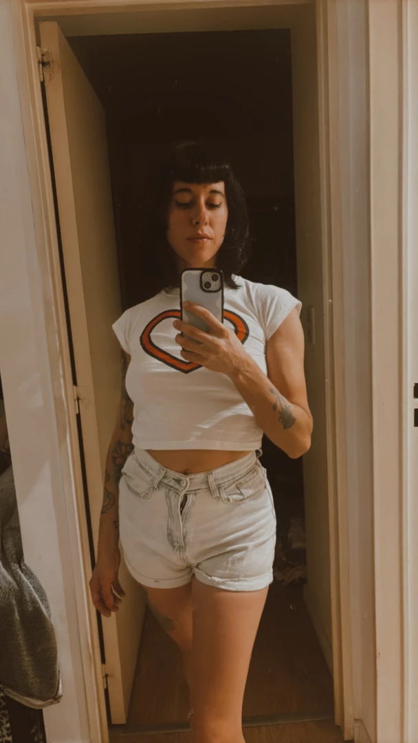 I m not the kind of woman you forget i m the one you never stop 