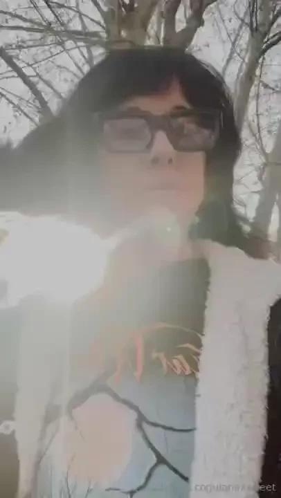 My look for today by the way i love to see men watching me walk down 