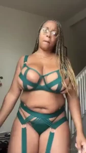 Let me ride you and slide my pussy across your face