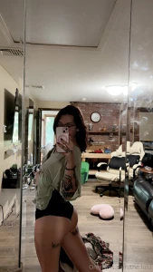 It s too dark in here