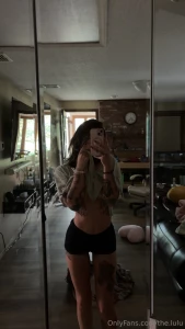 It s too dark in here part 2