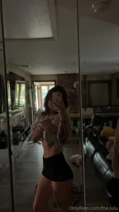 It s too dark in here part 1