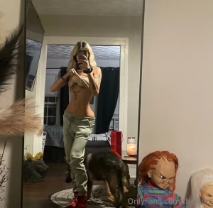 Albsssssssss0821 go follow this sexy gal her tits are perfect she part 1