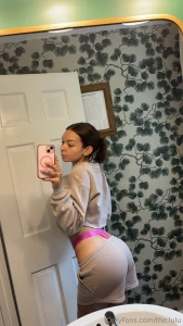 I wanna show you what i m wearing underneath