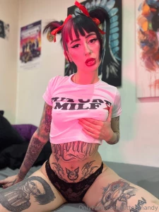 Te enviar a fotos de mis tetas ma aneras si fueras mi novio