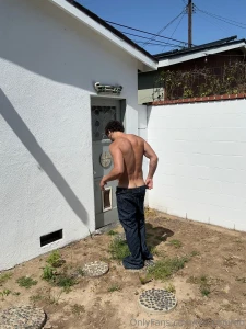 You wanna see me pull them down all the way