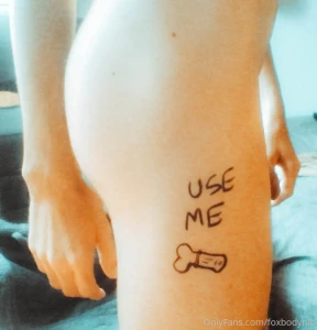 Here is some more bodywriting as you may know i love doing it probably part 6