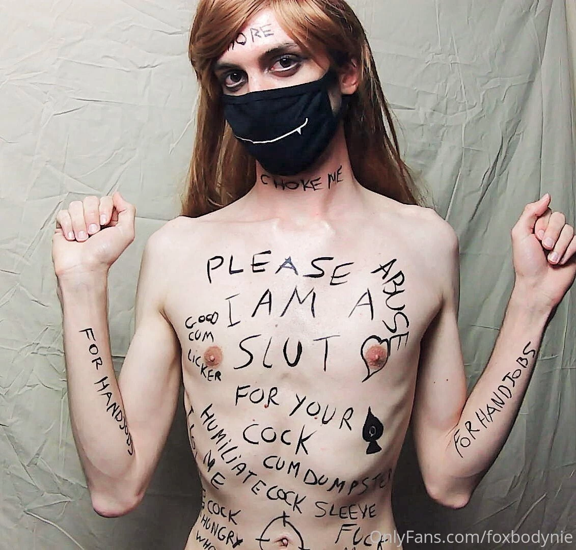 Heyyyy here is the second half of my public bodywriting session you part 15 