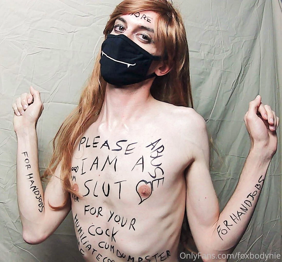 Heyyyy here is the second half of my public bodywriting session you part 7 