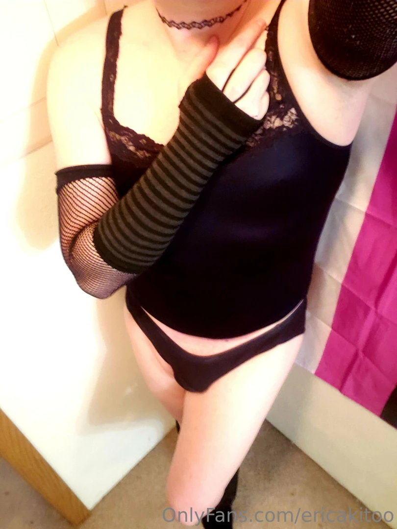 Wore this underneath my boy mode clothes for a movie date this 
