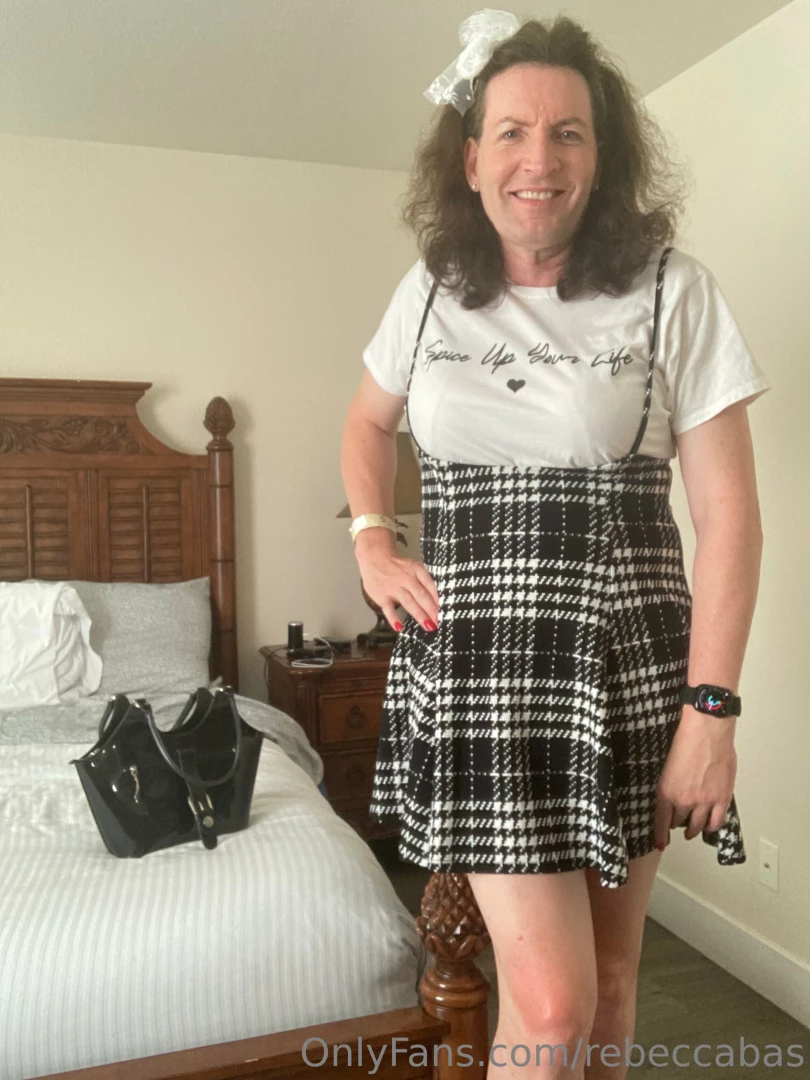 How i spent my afternoon i did get a couple of comps mets on my outfit 