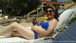 Back in 2016 and 2018 when you could go to a hotel swimming pool part 1