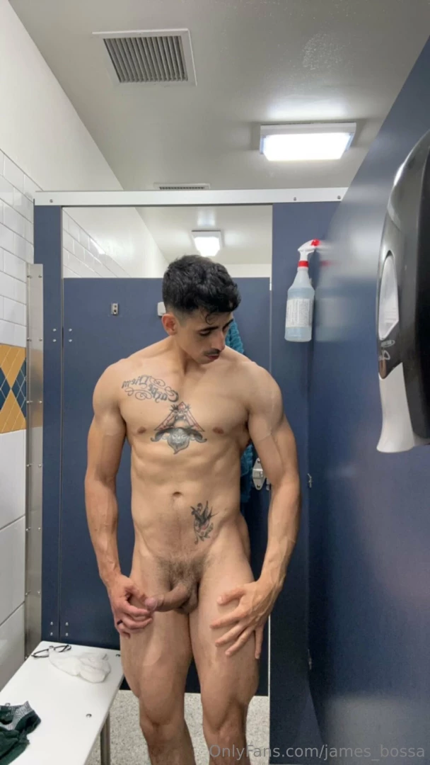 A little post gym shower and flexing part 2 