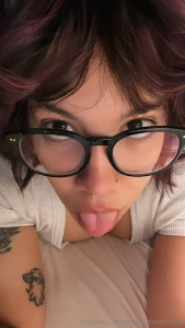 Come on watch me take my clothes off show me how hard i can make you