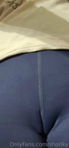 This is the correct way to wear shorts while exercising right