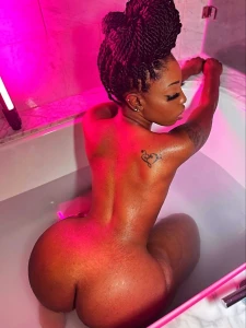 Tip 5 for solo play tip 10 for doggystyle tip 15 for cumshot on ass part 1