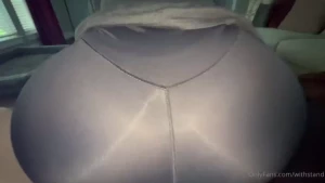 Was playing around bouncing this ass around- then got my self into