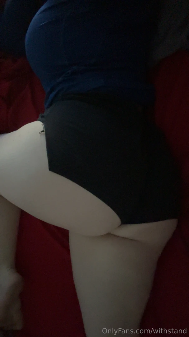 New gym split is working wonder on my booty curious about what y all 