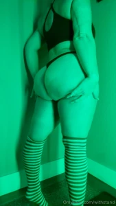 Sweat dripping ass popping