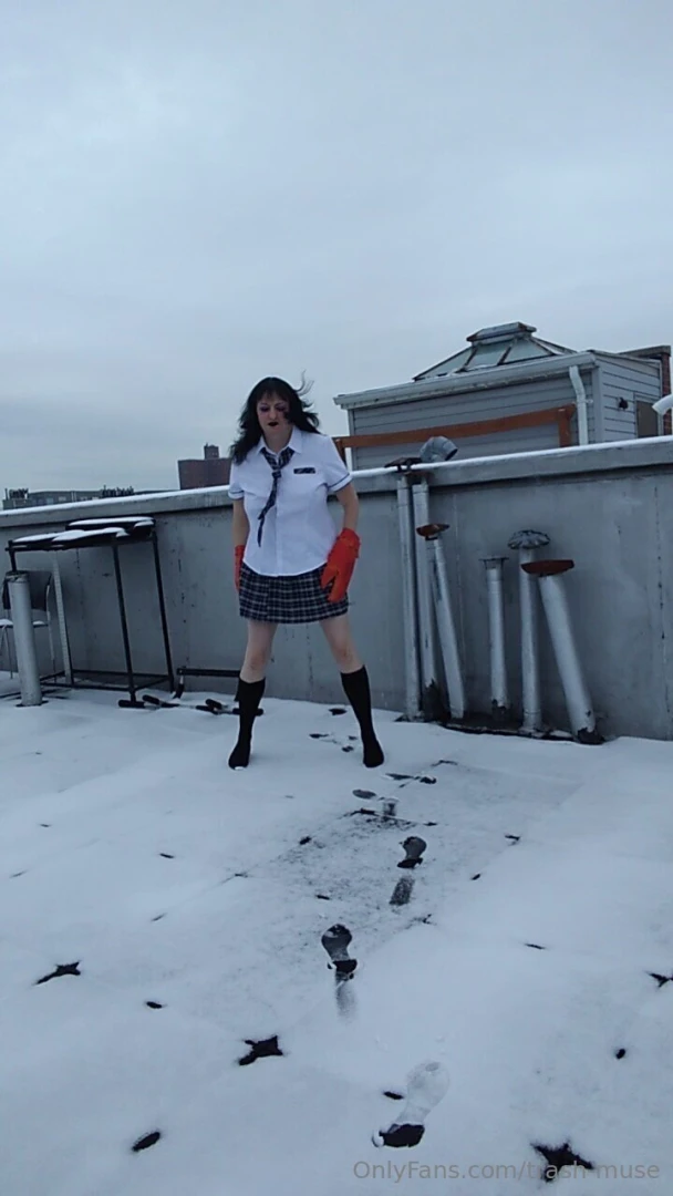 I can t wait to take nudes in the snow i played it safe last winter 