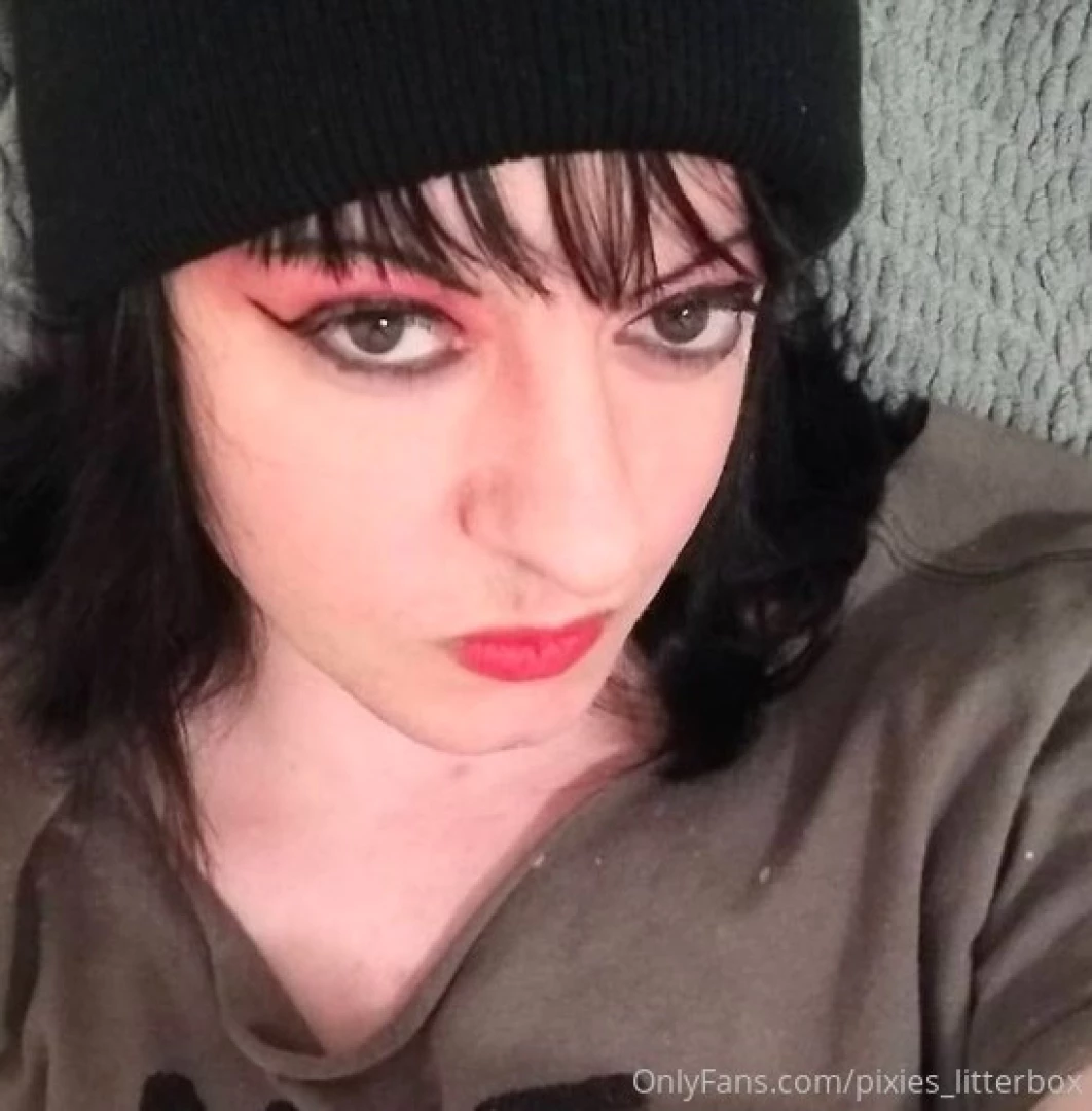 Go over to reddit and like all my posts please i m satanzbutt there is 