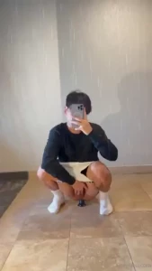 Este video lo grabe anoche usando dildo por primera vez sent