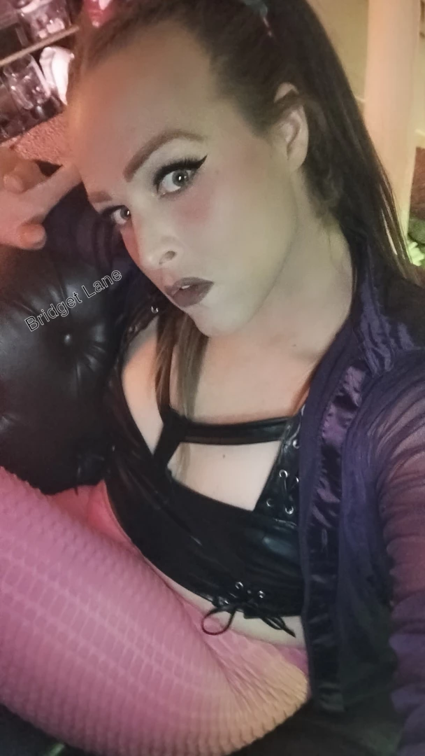 I ll be up late and available for messaging 