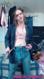 Whatta y all think of my date night outfit gon eat me some fine pussy