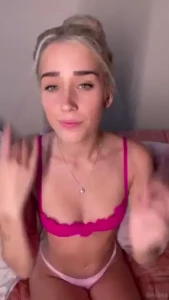 Old content from when i was 18 watch me touch myself to the thought of