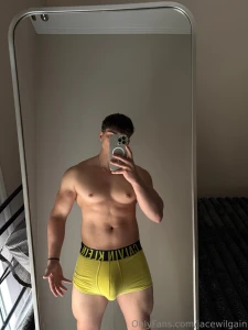 Damn look how good this lighting is hitting me part 2