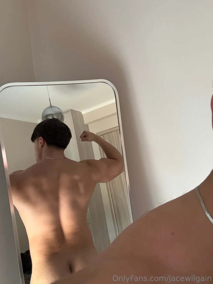 Back or front part 375 