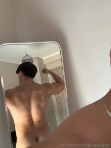 Back or front part 375