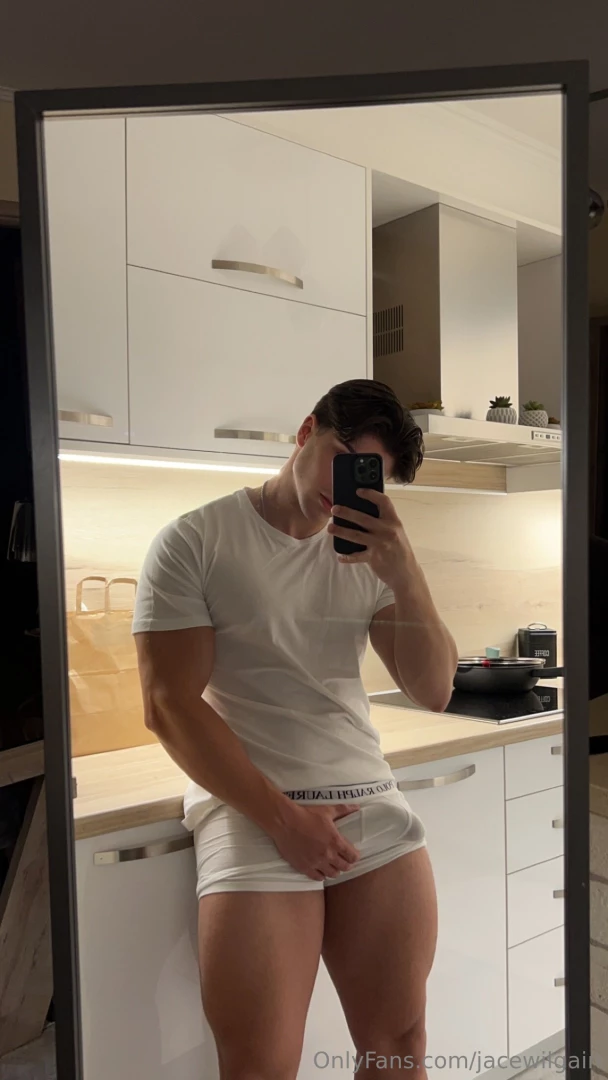 What s the most tasty thing in the kitchen 